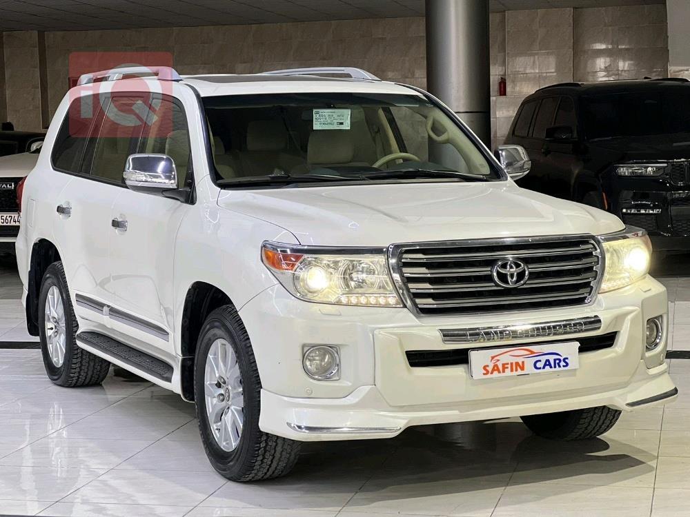 تويوتا لاندكروزر